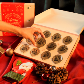 NOTO Christmas Surprise Gift Box
