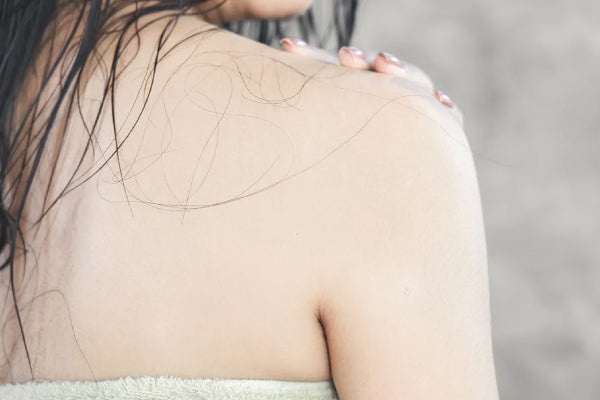 Why Does Hair Fall Out When Washing? | BaiZiGui