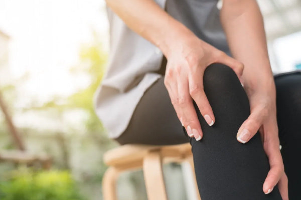 Osteoporosis: Silent Threat! Top Strategies for Bone Health + Honesty Welbon+ Solution