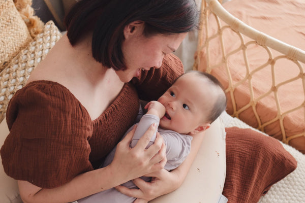 Beyond Diapers: The Most Thoughtful Newborn Gifts for Mom in 2026