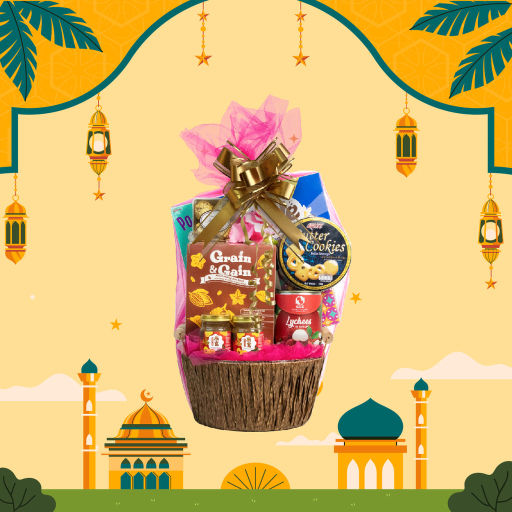 Two bottles of Bird's Nest with Ginseng, White Fungus & Rock Sugar (70g) included in the Salam Lebaran wellness hamper.